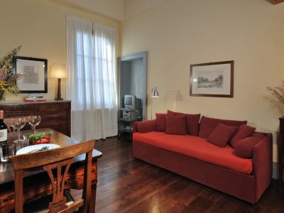 Lilium Apartment