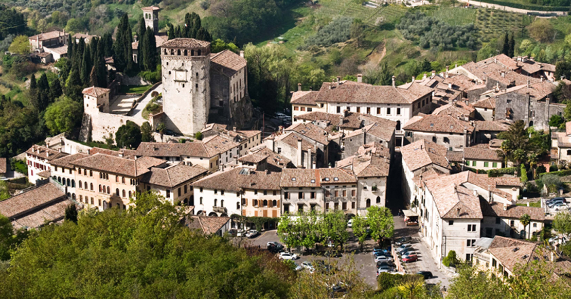 Il borgo (foto da mondiali.net)